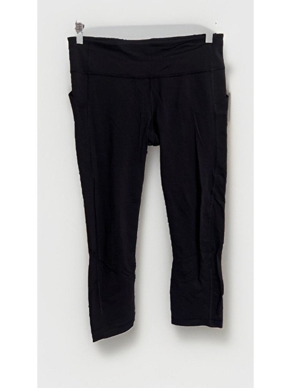 Lululemon Crop Pants Leggings Capri Women’s Size 8 Running athletic Pockets.